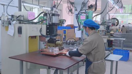 开启“忙碌模式”!梅县区企业订单旺车间生产忙