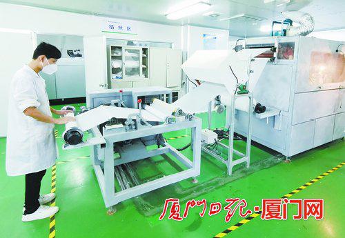 用上纳米滤膜 口罩可以水洗 厦门绿纳科技研发的滤膜让口罩过滤效率更高使用期限更长